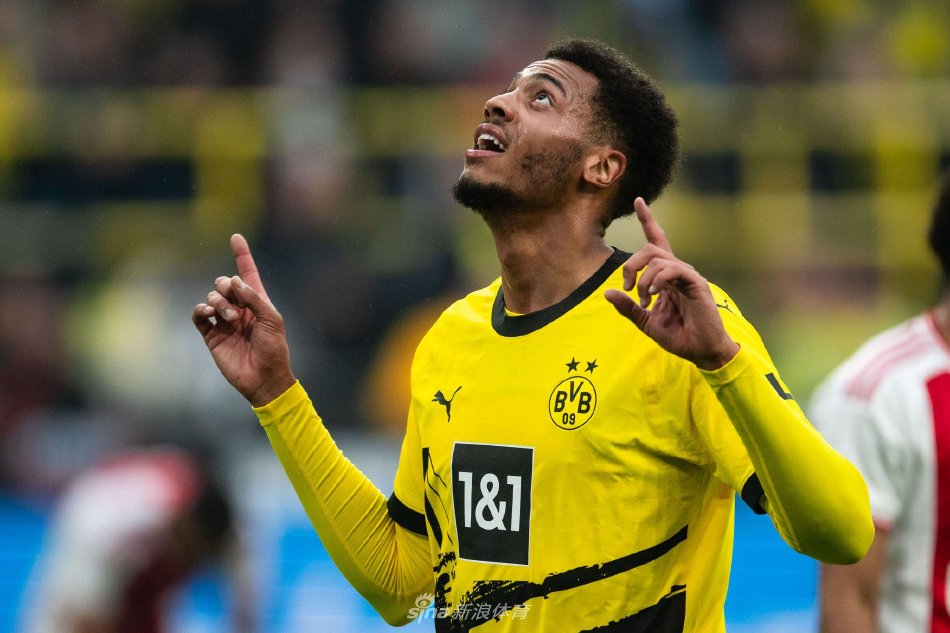 明星合作推 明星合作推